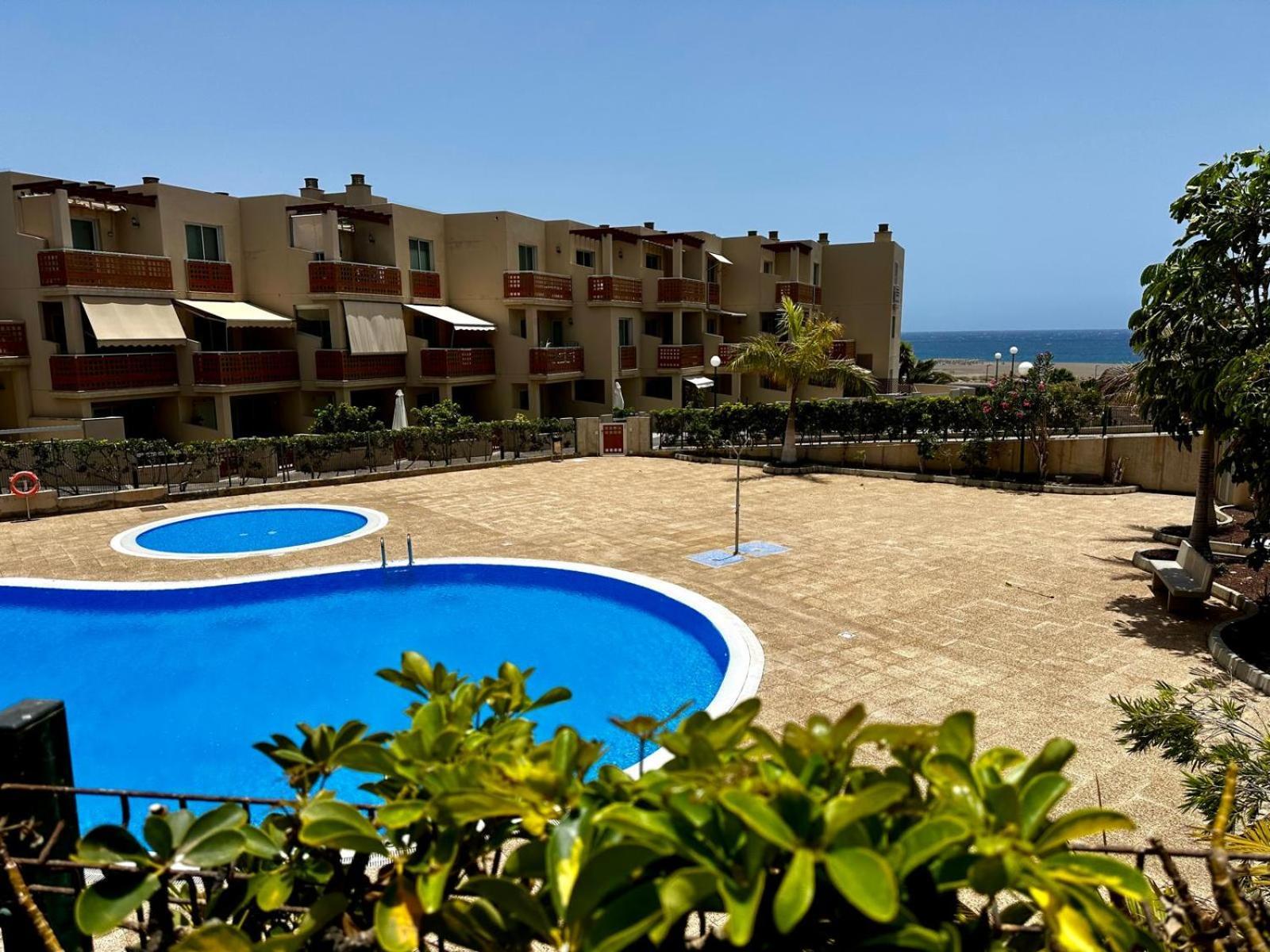 Flat In La Tejita, Medano Apartment Granadilla De Abona Luaran gambar